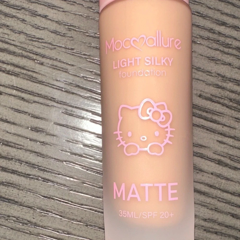 MocoAllure Light Silky Foundation - Brand New - Set of 2